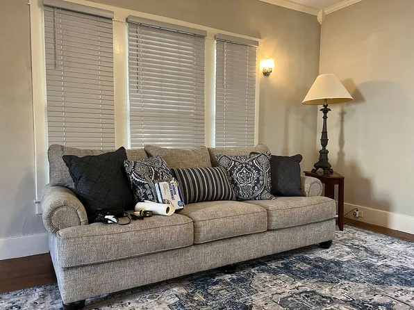 201 N Lincoln Ave, Protection, KS 67127