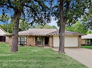 1342 Breckenridge Rd, Mansfield, TX 76063