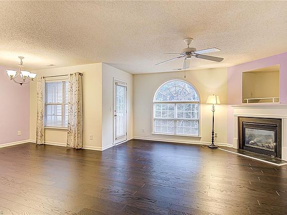 4th image of 4320 Cedarcroft Ct APT 2B