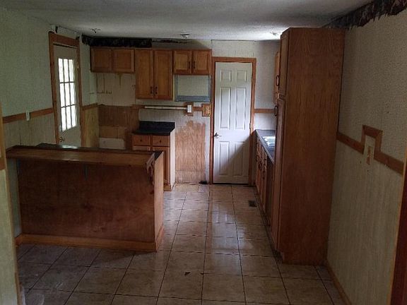 5th image of 2632 Fishers Branch Rd