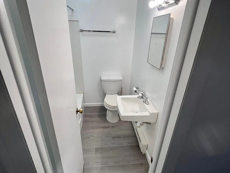 400 N Mildred St #5 — Photo 7