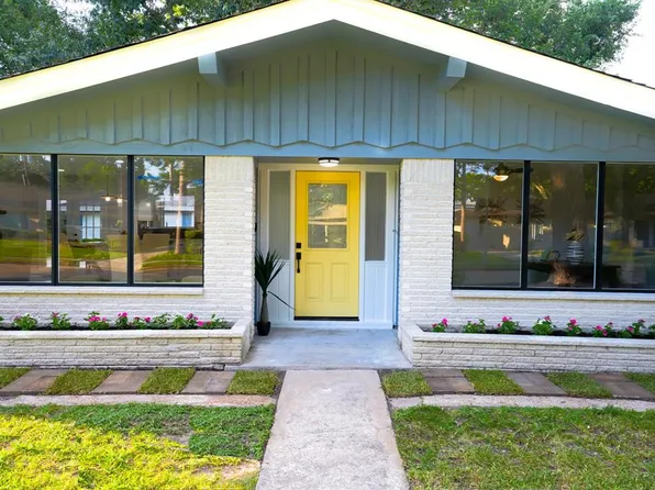 7818 Braes Meadow Drive, Houston, TX 77071