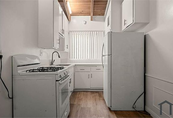 2nd image of 4142 Palmwood Dr APT 11