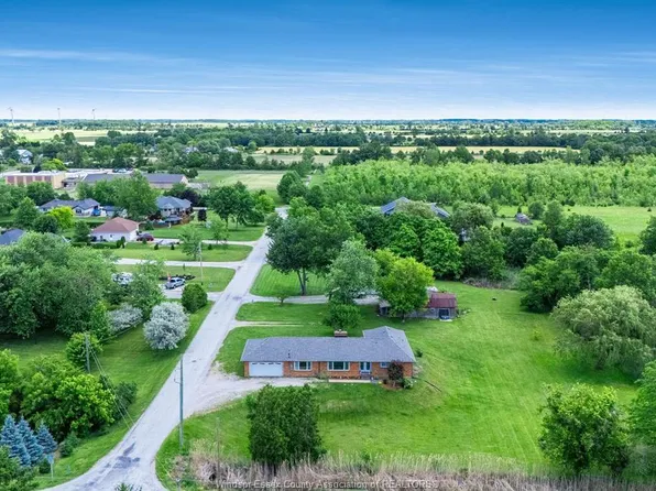 1235 Gesto Side Rd, Essex, ON N8M 2X6