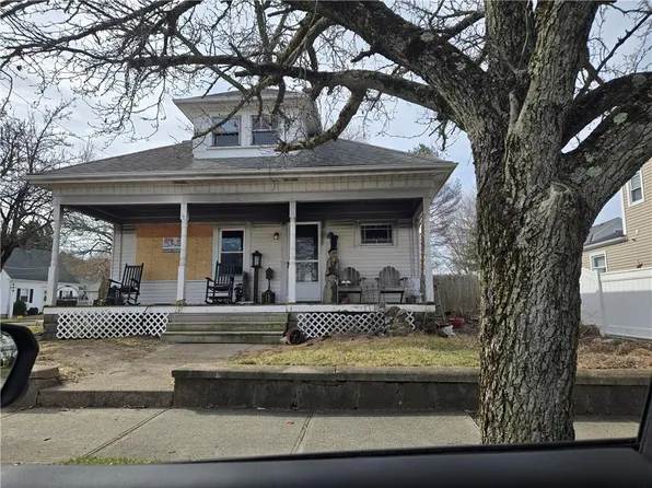 743 Armistice Blvd, Pawtucket, RI 02861