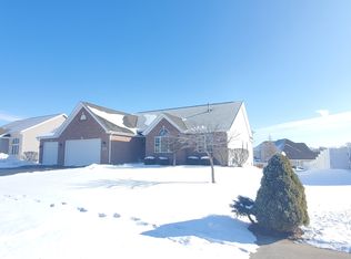 9845 Prairie Willow Pl, Roscoe, IL 61073