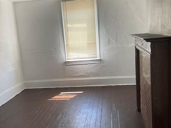 153 Evergreen Ave #2