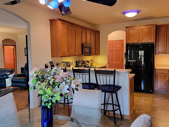 3rd image of 3286 W Plaza Dr