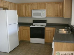 800 NE 56th St APT 19, Pleasant Hill, IA 50327