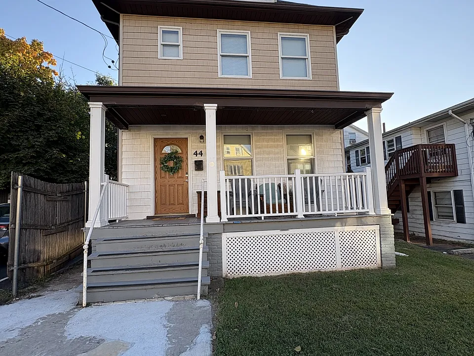 44 Wyckoff St