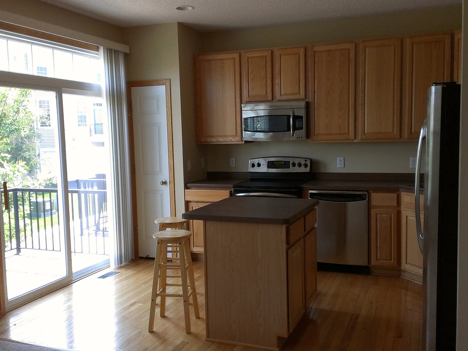 Newer Executive Townhome in Eden Prairie at Eden Prairie, MN — Photo 2