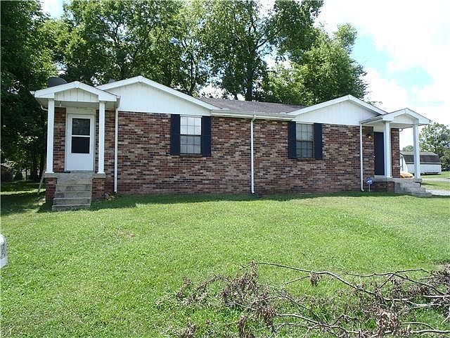 Unit on left, 1214 Sioux Terrace