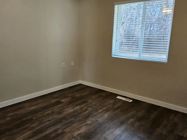 27051 S Cliff Ave — Photo 8
