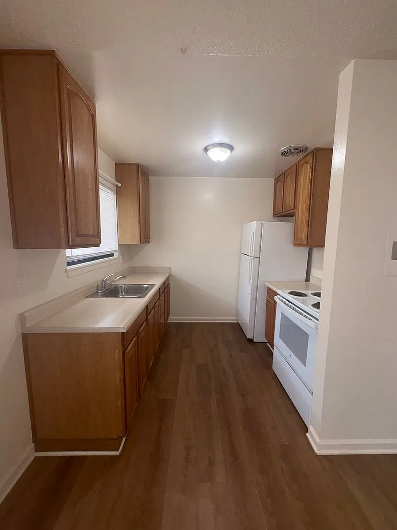 1229o — Photo 4