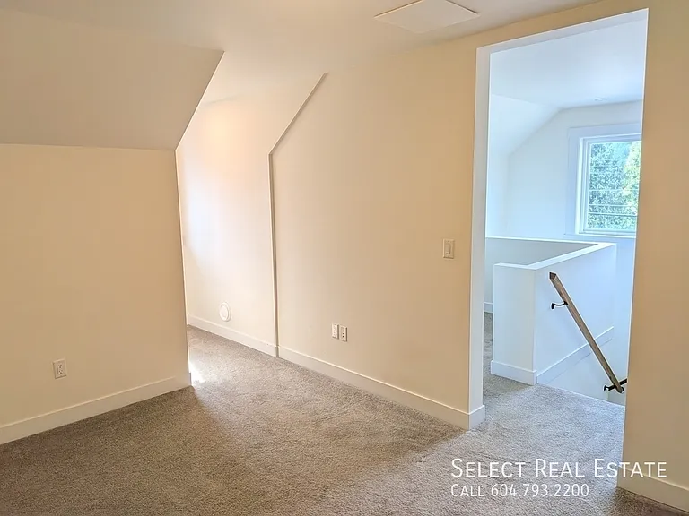 548 Park St #STREET1-1 — Photo 15