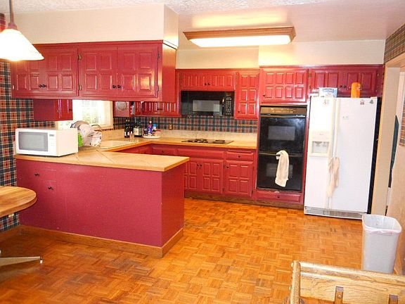 Large Country Kitchen