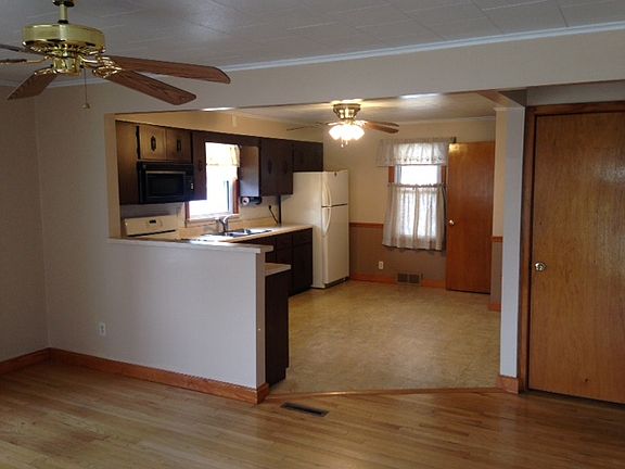 Living Room/Kitchen View