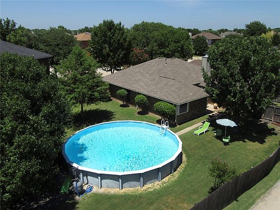 4th image of 8906 Chimneywood Dr