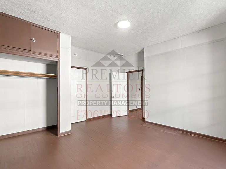 108 Comer St — Photo 4