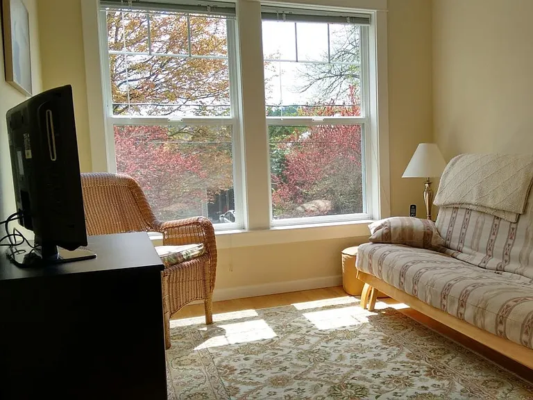 Bedroom/Office