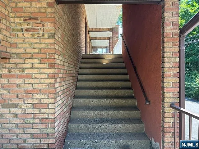 221 Ringwood Ave #B-7 — Photo 2