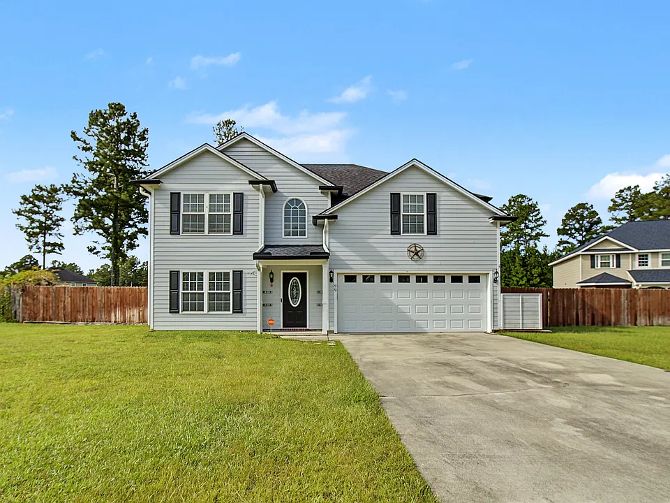 99 Highland Rd NE