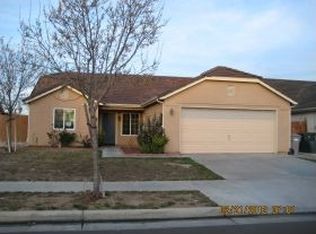 525 Lexington Ave, Los Banos, CA 93635