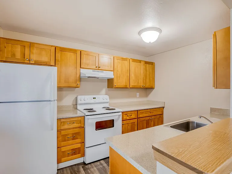 Alta Apartments — Photo 4