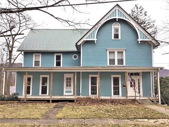 1st image of 709 W King St