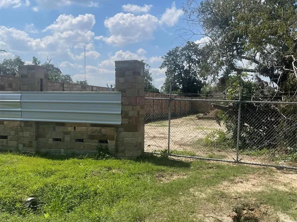 7317 Roswell St, Houston, TX 77022