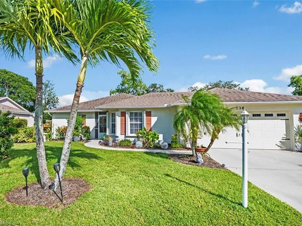 736 Charlemagne BLVD, NAPLES, FL 34112