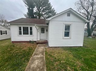 616 Elizabeth St, Sullivan, MO 63080