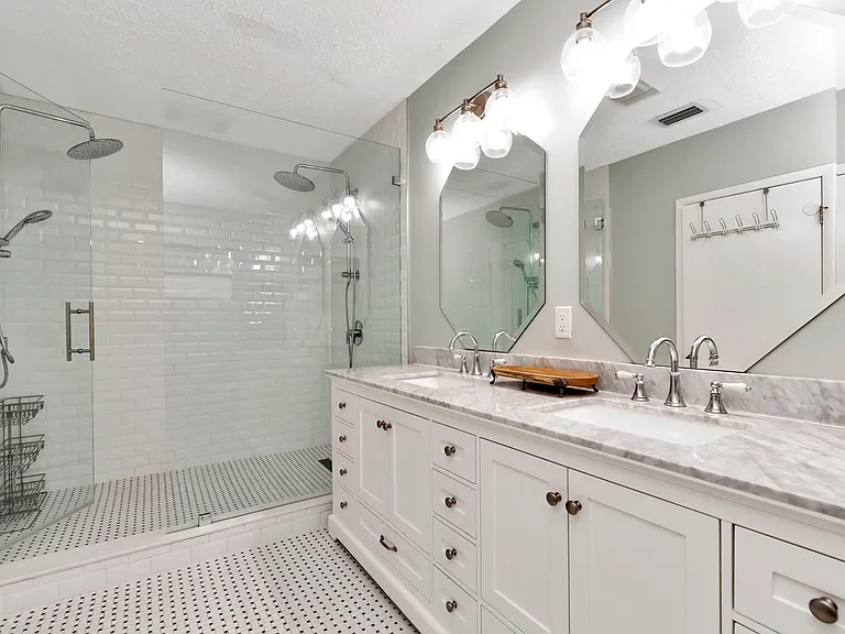 3906 W San Obispo St — Photo 21