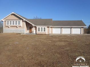 6530 SE Stubbs Rd, Berryton, KS 66409