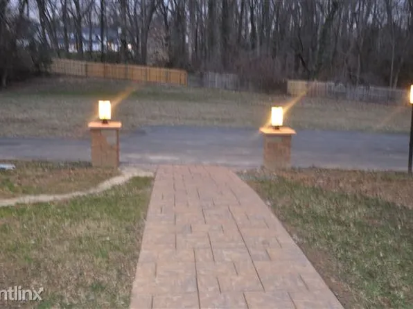 9545 River Rd, Potomac, MD 20854