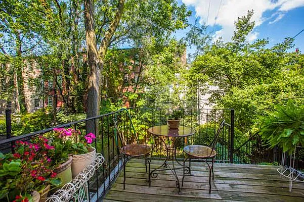 Rented by Garfield Realty  | media 9