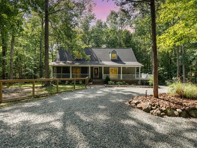 910 Harward Ln, Chapel Hill, NC, 27516