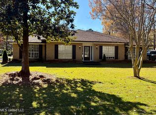 602 Audubon Point Dr, Brandon, MS 39047