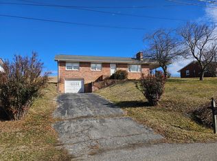 34507 Fleet Rd, Glade Spring, VA 24340