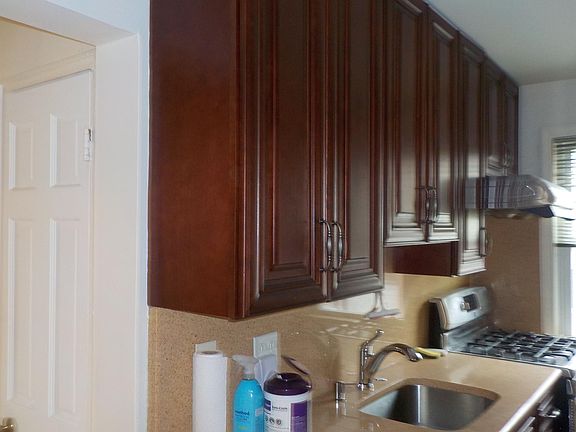 2nd image of 24738 77th Cres Floor 1