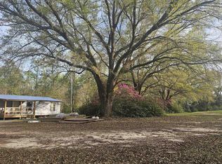 22135 Byrd Ln, Robertsdale, AL 36567