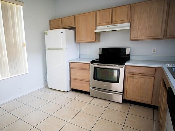 3rd image of 13184 Summerton Dr