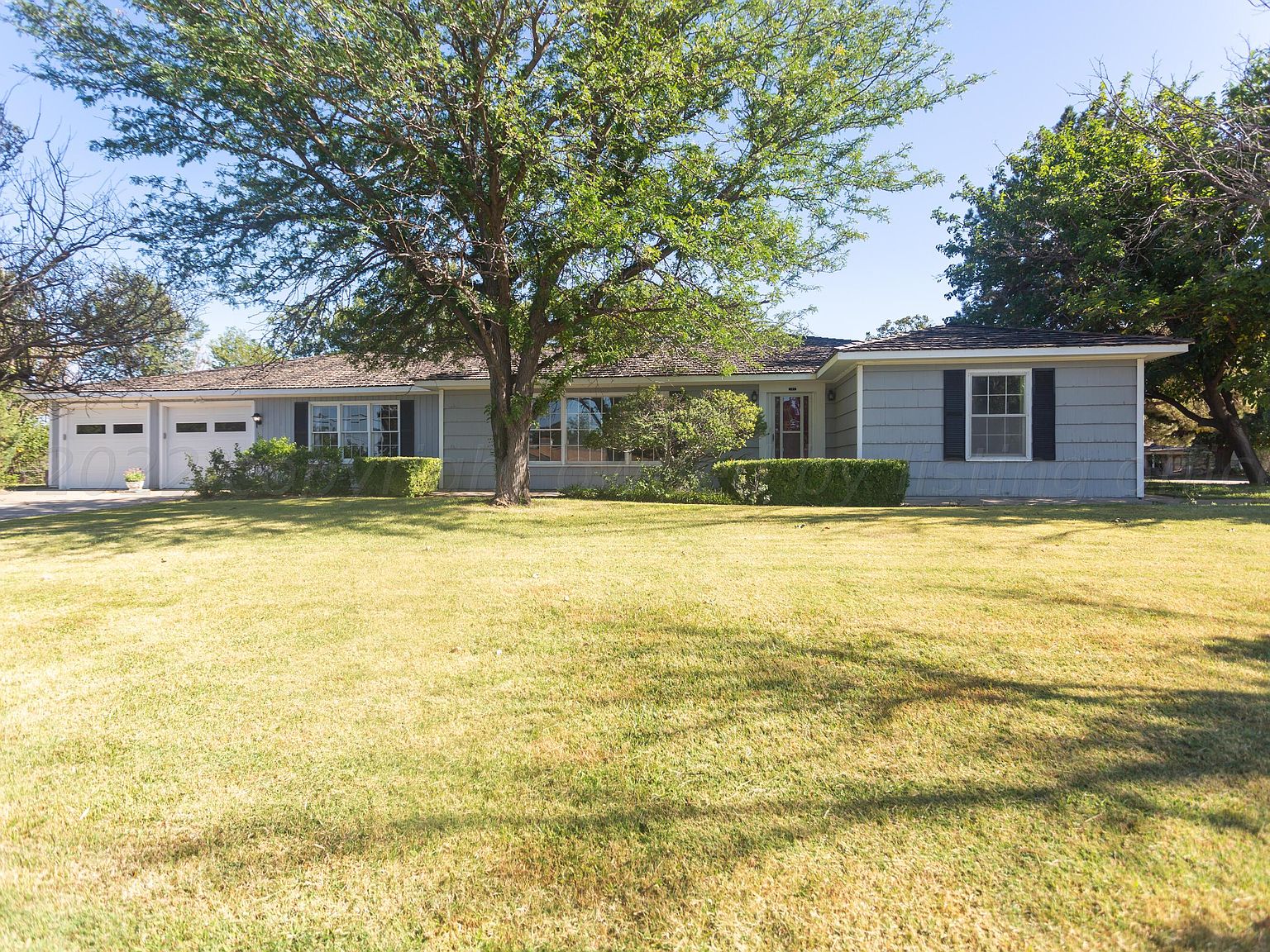 121 W Summit St, Miami, TX 79059 Zillow