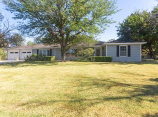 121 W Summit St, Miami, TX 79059