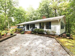 142 Little Falls Dr, Tryon, NC 28782