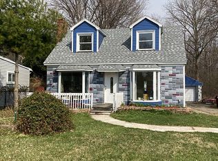 16047 Allen Rd, Southgate, MI 48195