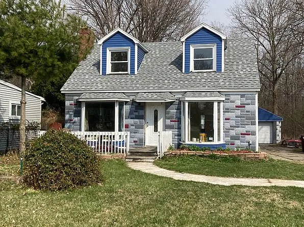 16047 Allen Rd, Southgate, MI 48195