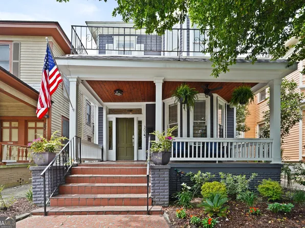 303 W 39th St, Savannah, GA 31401