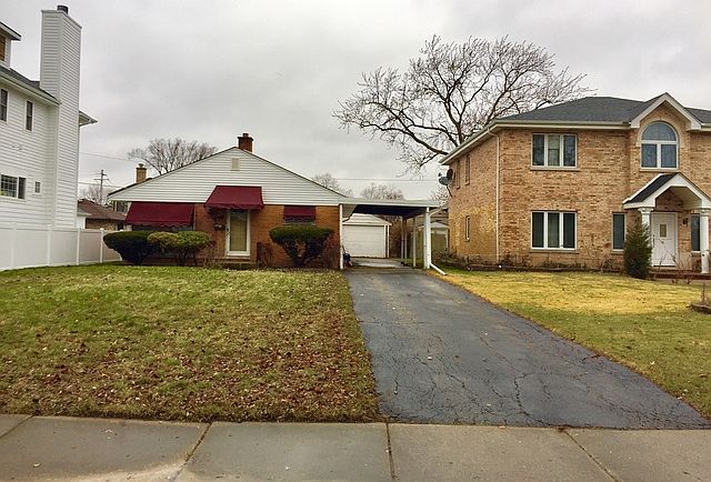 2nd image of 1016 N Knight Ave