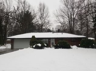 1542 Bradford Dr, Macedonia, OH 44056